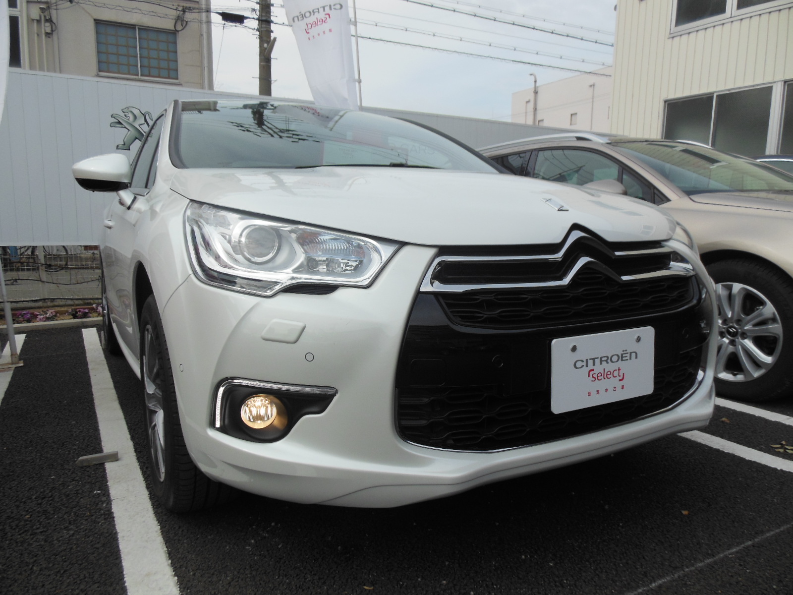 認定中古車速報★ DS4 Chic Club Leather