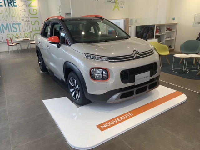 C3 AIRCROSS CUIR　Debut