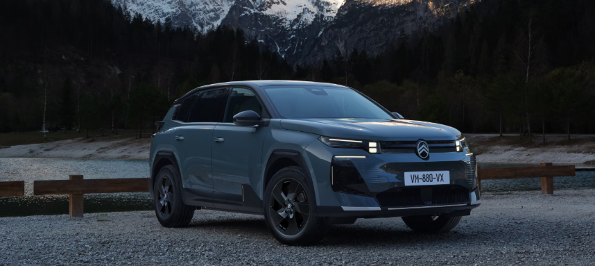 NEW C5 AIRCROSS DEBUT FAIR